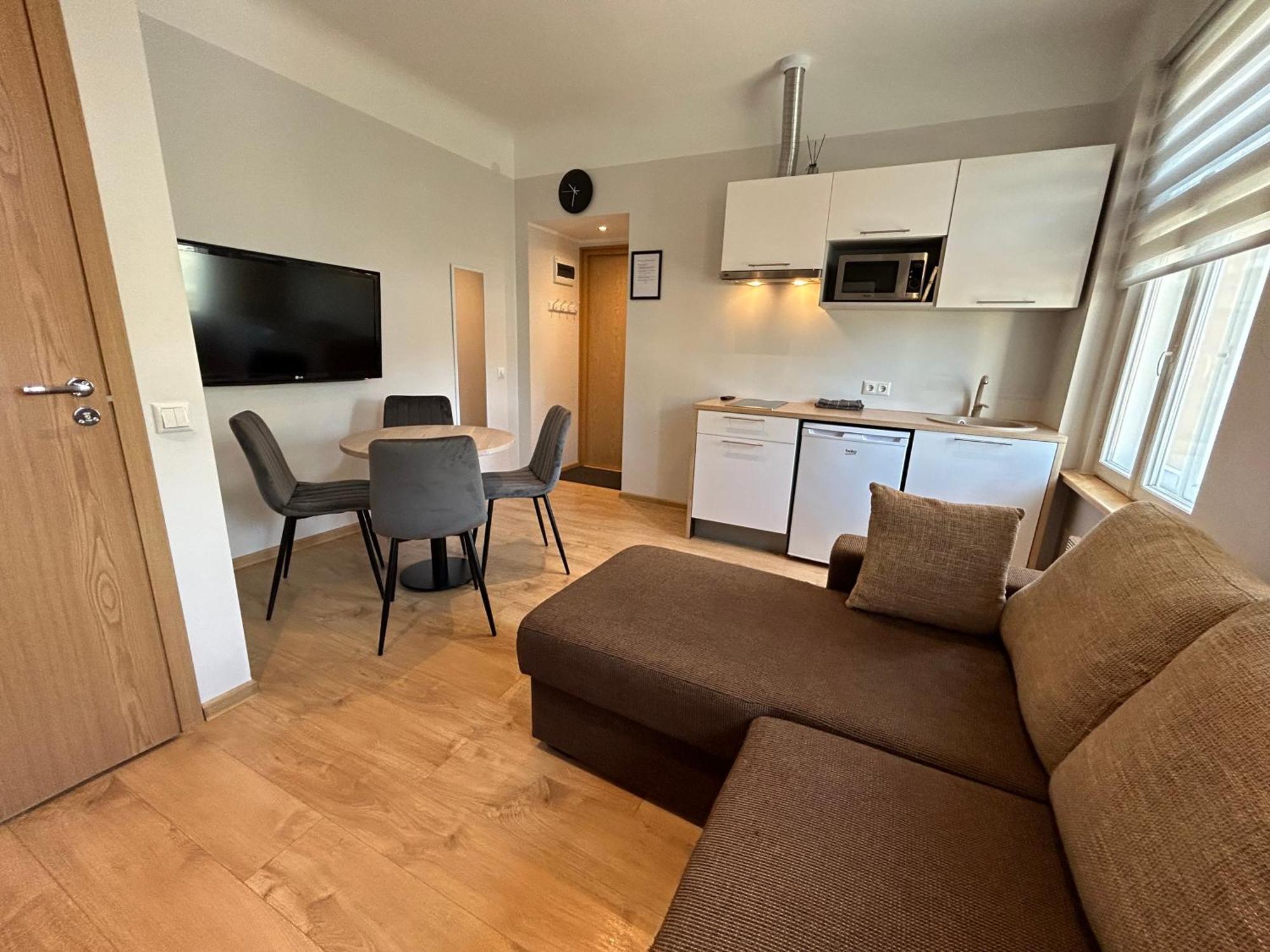 Jon'S 2 Apartments Parnu Exterior photo